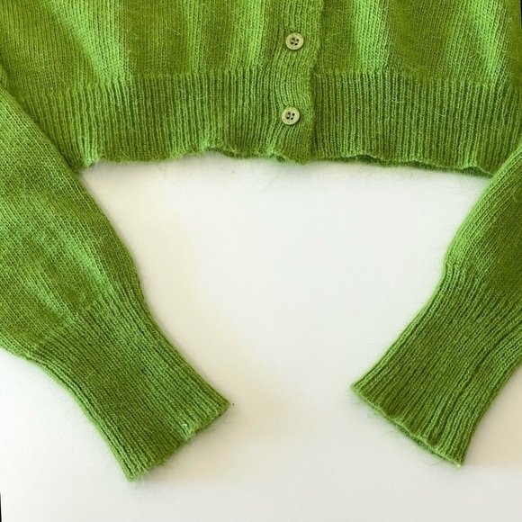 UNIF Liv Cropped Cardigan V Neck Button Front Alpaca Blend Sweater Green XS - Picture 14 of 16